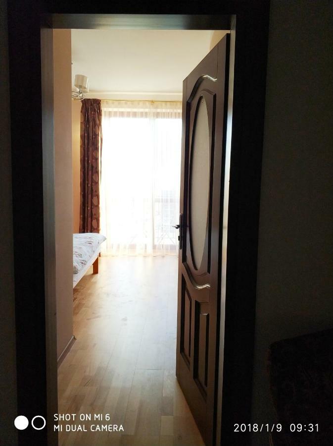 Np Sunshine Hostel Рибьє Екстер'єр фото