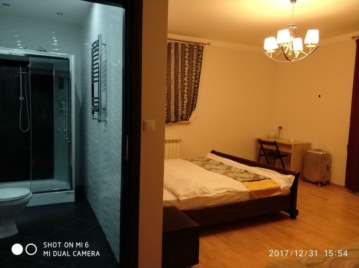 Np Sunshine Hostel Рибьє Екстер'єр фото