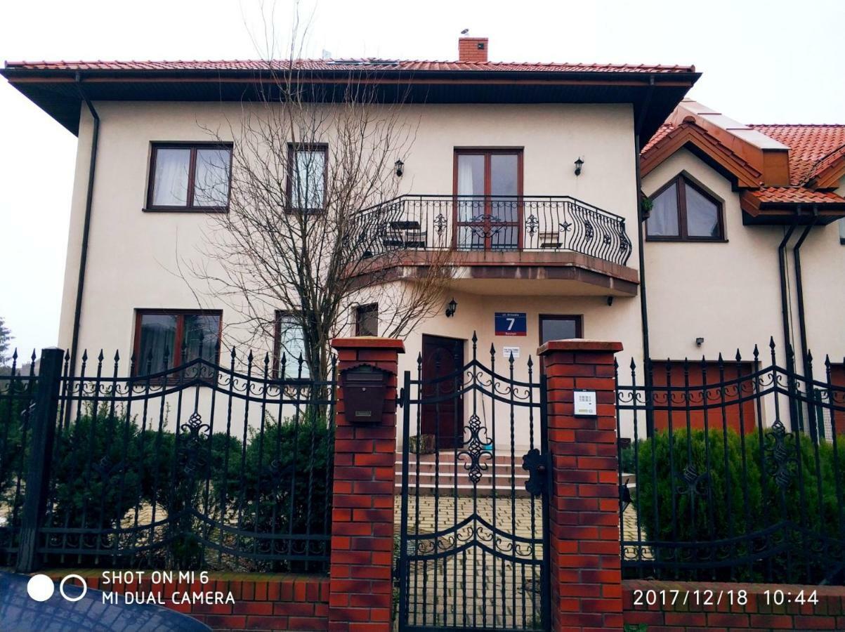 Np Sunshine Hostel Рибьє Екстер'єр фото