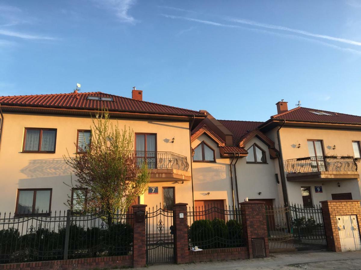 Np Sunshine Hostel Рибьє Екстер'єр фото